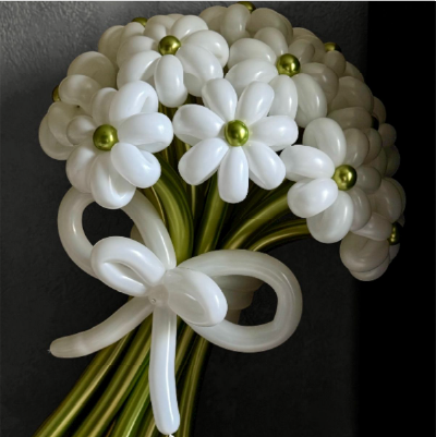 Balloon arch for wedding